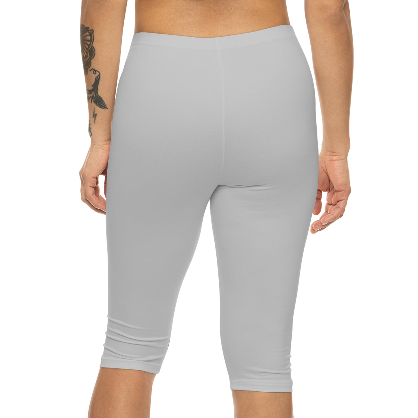 Women’s Capri Leggings (AOP)